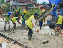 Diduga Rabat Beton Pembangunan TPS3R di Pekon Podomoro Menjadi Ajang Meraup Keuntungan