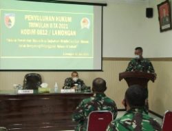 Prajurit TNI AD, PNS, Persit KCK Kodim 0812/Lamongan Terima Penyuluhan Hukum