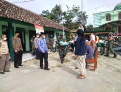 Danramil  0801 Salurkan Sembako Bagi Orang Kurang Beruntung