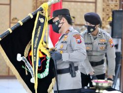 Peringati Hari Bhayangkara ke 75, Polda Jatim Gelar Upacara Pencucian Pataka