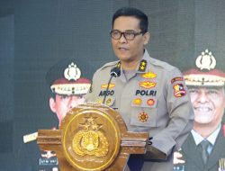 Polri Gelar Upacara Korps Raport Tujuh Jenderal