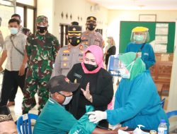 Polres Ponorogo Beserta Jajaran Lakukan Monitoring Gerai Vaksin