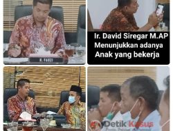 Kondisi RDP Diruangan Komisi Dua DPRD Labuhanbatu Dengan Menejemen PT.HSJ