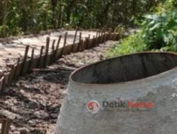 Pembangunan Inprastruktur Padang Jati, Dicurigai Tidak Sesuai Kemupakatan, Masyarakat Ancam Melapor