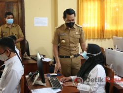 Bupati Lindra Sidak Pelaksanaan Ujian PPPK Guru di Sejumlah Lokasi