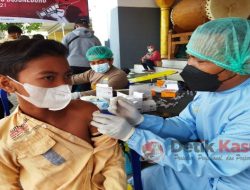 Ribuan Pelajar di Bojonegoro Disuntik Vaksin Sinovac