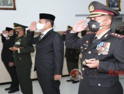 Dandim 0812 Lamongan bersama Forkopimda Ikuti Upacara HUT ke-76 TNI Secara Virtual