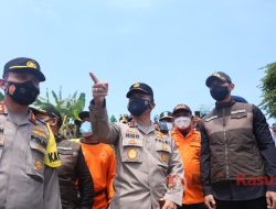 Hari Kedua, Kapolda Jatim Bersama Bupati Tuban Pantau Proses Pencarian