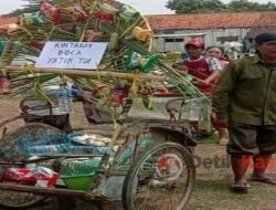 Kasmin Tukang Becak Terpilih Jadi Kepala Desa Junjang