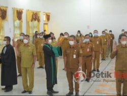 Bupati Dosmar Banjarnahor Lantik 23 Pejabat Pratama Humbahas