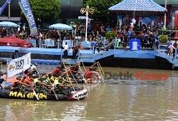 Danpasmar 2 Tutup Lomba Marines Rubber Boat Race dan Obstacle Slalom