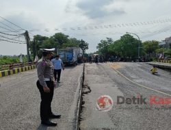 Jembatan Jalan Nasional Lamongan Ambles, Arus Lalin Dialihkan