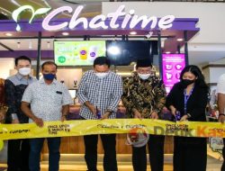 Bupati YES Resmikan Store Chatime di Plaza Lamongan