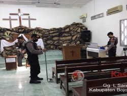 Ibadah Jumat Agung, Polisi Sterilisasi dan Jaga Ketat Sejumlah Gereja di Bojonegoro