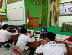 Dukung Program 1 Juta Vaksinasi, Polres bersama Kemenag Bojonegoro Gelar Vaksinasi