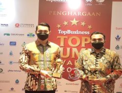 Bupati Tuban Raih Top Pembina BUMD Award 2022