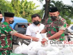 Kodim 0812/Lamongan Bagikan 402 Paket Takjil