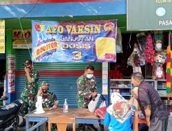 Tim mobile Vaksinator Kodim 0812 Lamongan Sasar Pengunjung Pasar Sugio