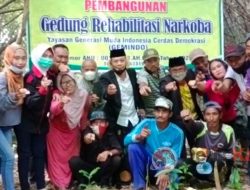 Keluarga Besar Pondok Pesantren Raja Muhammad Hafidz Mengucapkan Selamat Hari Raya Idul Fitri 1 Syawal 1443 H