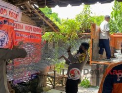 Petugas Gabungan Tinjau Rumah Warga yang Ambles dan Longsor