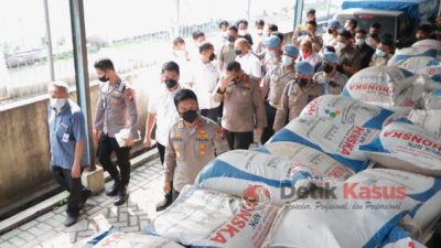 Polda Jatim Tangkap Pelaku dan BB 279,45 Ton Pupuk Bersubsidi