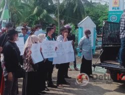 Listrik Tak Normal HMI bersama Masyarakat Datangi Kantor PLN Tungkal