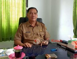 Dinas Pendidikan & Dukcapil Serahkan Bantuan Hewan Kurban Disini