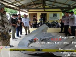 Wakapolres Sanggau Serahkan Dua Lempengan Roket Long March 5B ke BRIN Pontianak