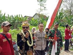 Meriah, Ribuan Warga Desa Karangdinoyo Ikuti Karnaval HUT RI ke 77