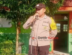 Pimpin Upacara Bendera di SMP N 2 Sumberrejo, Bhabinkamtibmas Berikan Pesan Kamtibmas