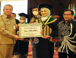 Wisuda Angkatan XXI Akfar Yarsi Sekda Dorong Inovasi dan Ciptakan Lapangan Kerja Baru