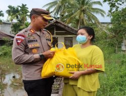 Menyingkapi Perubahan Harga BBM,  Kapolres Kubu Raya Patroli di Polsek Wilayah Perairan dan Menyalurkan Bansos 