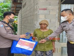 Polsek Silat Hilir Polres Kapuas Hulu Bagikan Bansos