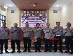 RBP Rorena Polda Kalbar Laksanakan Asistensi dan Evaluasi Pelayanan Publik di Polres Kapuas Hulu