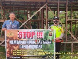 Anggota Polsek Laur Polres Ketapang Ajak Warga Antisipasi Karhutla