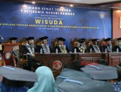 Sutarmidji Sampaikan 4 Kunci Kesuksesan kepada Wisudawan Politeknik Negeri Sambas