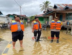 Kapolres Sekadau Tinjau Langsung Sejumlah Daerah Terdampak Banjir