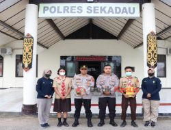 Kapolres Sekadau Lepas 2 Pelajar dalam Even Pertikaranas IV di Palembang