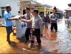 Kapolsek Laksanakan Patroli di Sejumlah Titik Banjir 