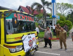 Kapolres Kapuas Hulu bersama Bupati dan Dandim Lepas Keberangkatan Ormas TBBR