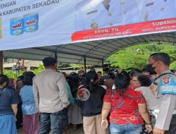 Pengamanan Operasi Pasar, Polsek Sekadau Hilir Bersinergi dengan Koramil dan Sat Pol PP