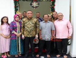 Gubernur Sutarmidji Rajut Kebersamaan di Hari Natal