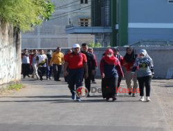 Sambut 2023, Kalapas Pontianak beserta Jajaran Laksanakan Jalan Santai