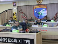 Tpr Pimpin Rapat Evaluasi Operasi Pamtas RI-Malaysia