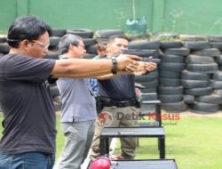 Coffee Morning Dansat Brimob Polda Kalbar dengan Awak Media dan Latihan Menembak di Lapangan Tembak Amdjiatak