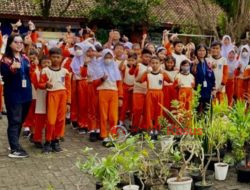 Ikut Sukseskan Gerakan Menanam dan Urban farming di Kota Semarang, SDN Pandeanlamper 03,Tanam Ratusan Pohon