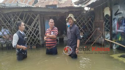 Polsek Singkawang Barat, Kroscek Air yang Menggenang Akibat Curah Hujan Tinggi