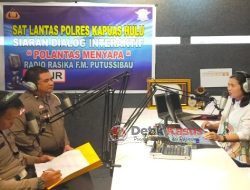 Sat Lantas Polres Kapuas Hulu Berikan Sosialisasi Melalui Radio