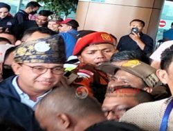 Anis Baswedan Disambut Antusias Warga Pontianak 