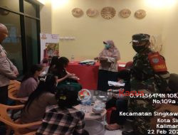 TNI Polri Mendampingi Kegiatan Mobile Skrinning HIV dan IMS di Wilayah Kuala-Polsek Singkawang Barat